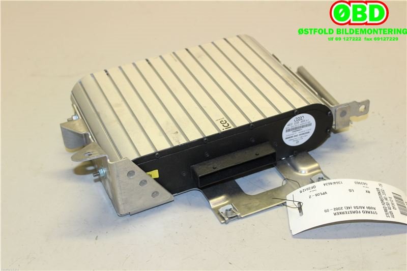 Bilstereo forsterker til Audi A8 2003-2010 (Type II) (AUDI|4E0 910 465 B||4E0910465A)