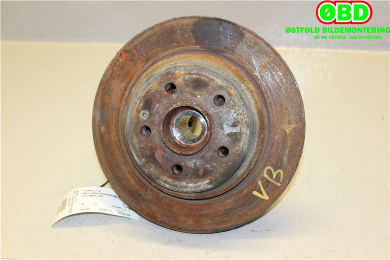 Hjulspindel venstre bak til Mercedes Vito 2014-->> (W447) (W447) (MERCEDES|)