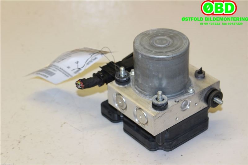 ABS sentral til Mercedes Vito 2014-->> (W447) (W447) (MERCEDES|A 447 900 39 02|A 447 900 63 16|4479003802)