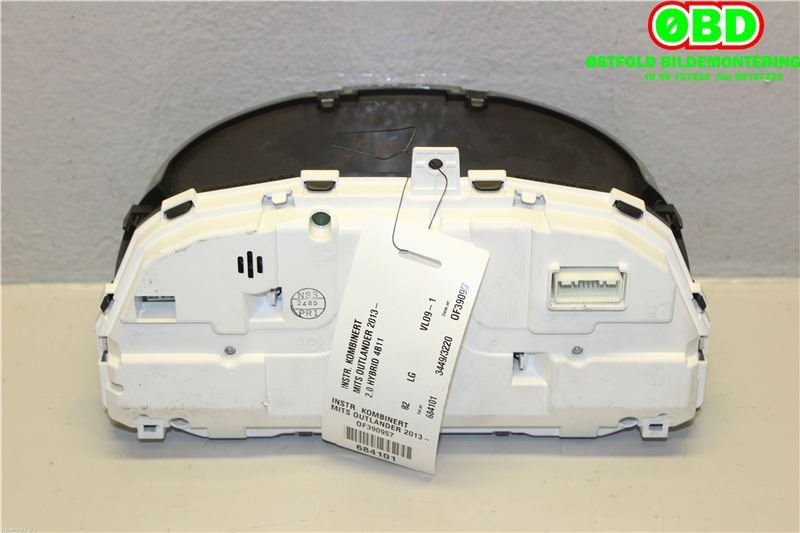 Instrumentpanel til Mitsubishi Outlander 2015-->> (Type III, Fase 2)  (MITSUBISHI|8100C455|)