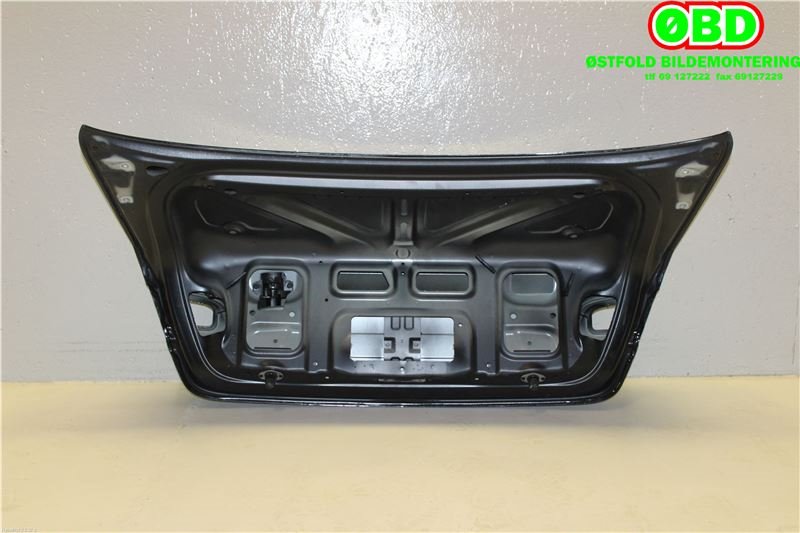 Bakluke sedan til BMW 3-Serie 2005-2011 (E90/E91/E92/E93) (E90/E91/E92/E93) (BMW|41 61 7 168 515|)