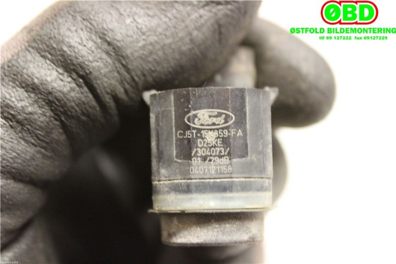 Parkeringssensor bak til Ford Focus 2011-2014 (Type III, Fase 1)  (FORD|2018398||CJ5T15K859FA)