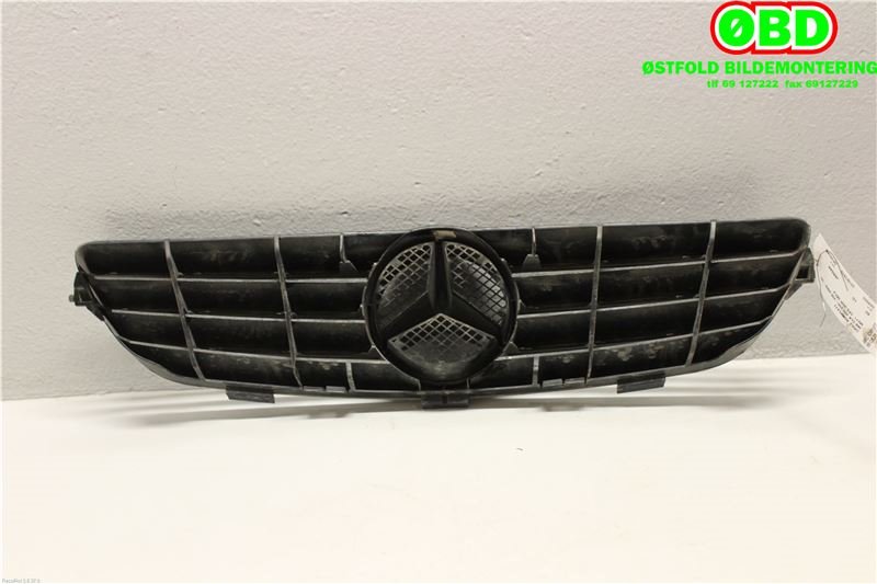 Grill til Mercedes CLK 2002-2009 (C209) (C209) (MERCEDES|A 209 880 01 83|)