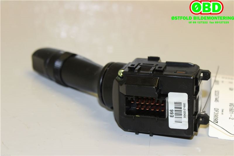 Bryter visker til Hyundai Ix20 2010-2017  (HYUNDAI|934202Y660|)