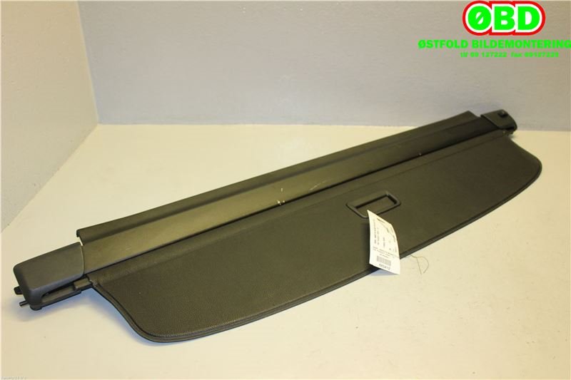 Bagasjerom rollon til VW Passat 2005-2010 (B6) (B6) (VOLKSWAGEN|3C9 867 871 J|)