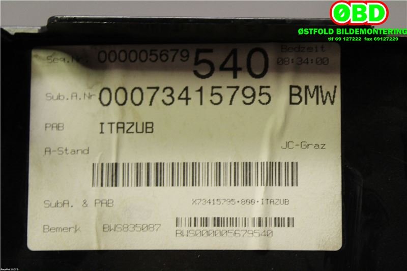 Hanskerom til BMW X3 2007-2010 (Fase 2) (E83) (E83) (BMW|51163422601|)