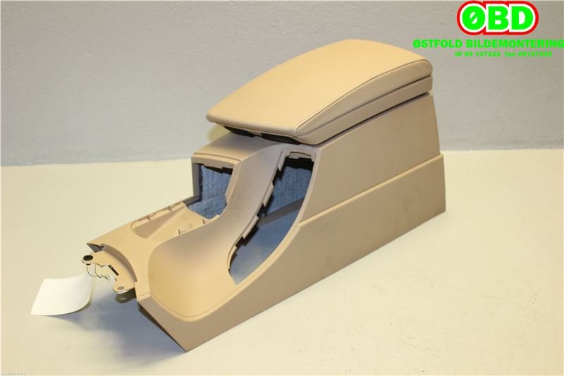 Sete armlene lokk til BMW X3 2007-2010 (Fase 2) (E83) (E83) (BMW|51163435549|)