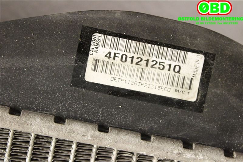 Radiator (manuell gir) til Audi A6 2005-2008 (Type III, Fase 1) (C6) (C6) (AUDI|4F0 121 251 Q||4F0121251Q)