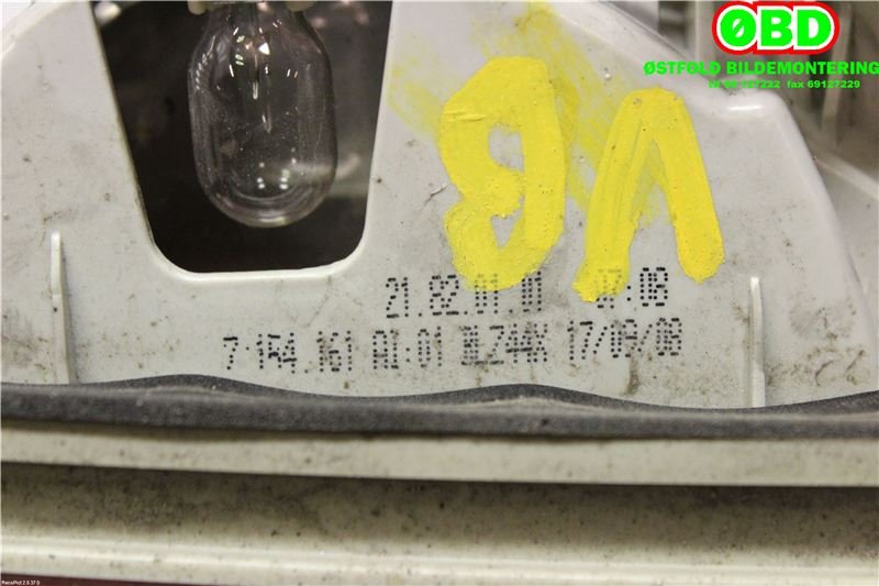 Baklykt venstre indre til BMW 3-Serie 2005-2011 (E90/E91/E92/E93) (E90/E91/E92/E93) (BMW|63 21 7 289 433||7154161)