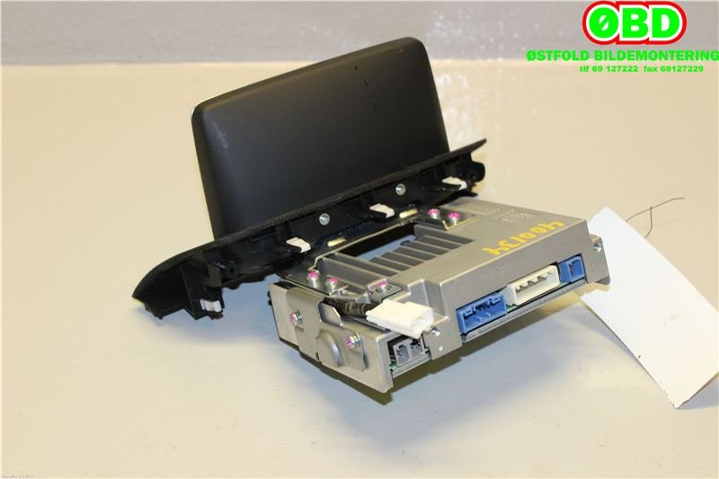 Bilstereo navigasjon til Mazda 3 2016-2019 (Type III, Fase 2)  (MAZDA|BPN2669C0F|)