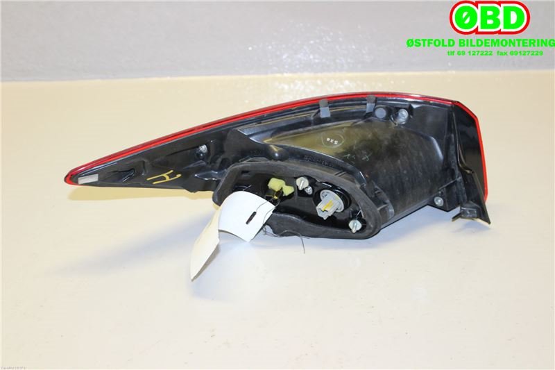 Baklykt høyre til Mazda 3 2016-2019 (Type III, Fase 2)  (MAZDA|BKB251150|)