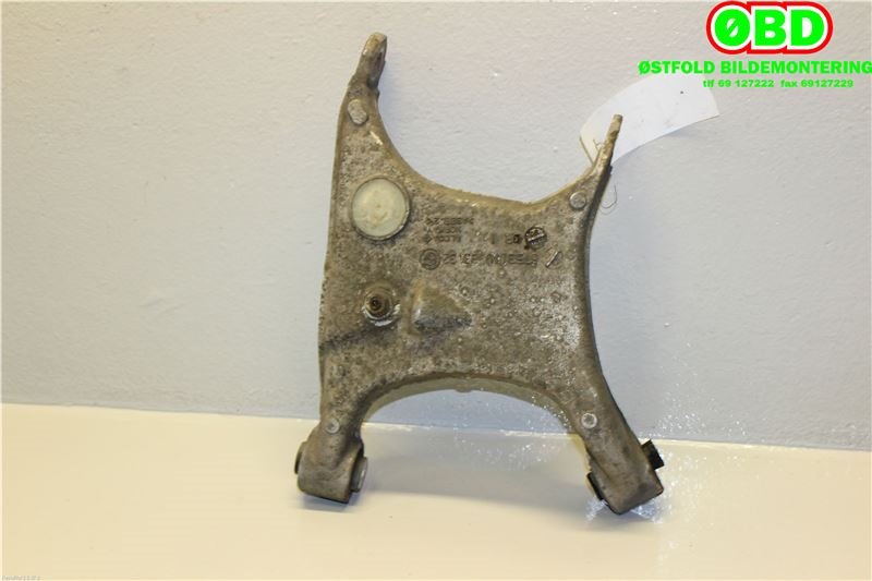 Bærebru høyre bak til BMW 7-Serie 2000-2008 (E65/E66/E67/E88) (E65/E66/E67/E88) (BMW|33 32 6 753 108||67531103332)