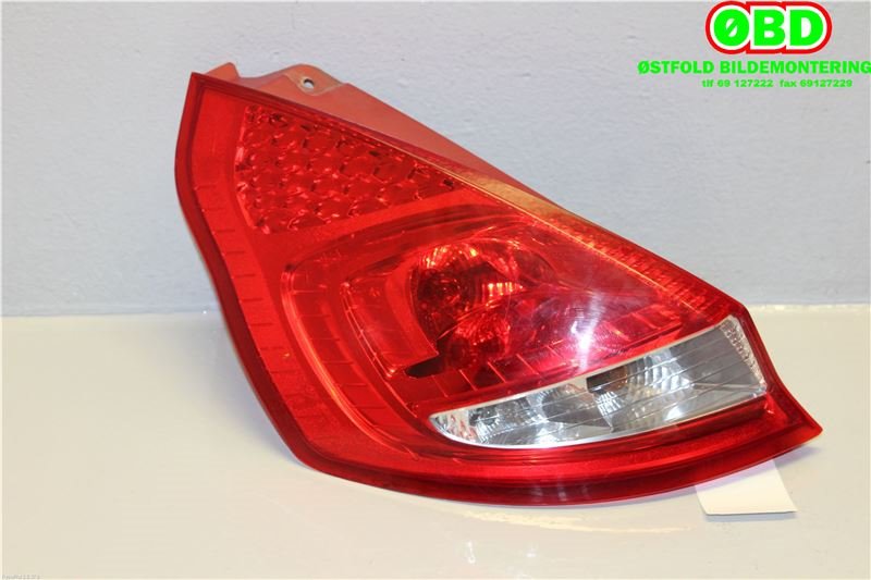 Baklykt venstre til Ford Fiesta 2008-2012 (Type VI, Fase 1) (FORD|1709553|)