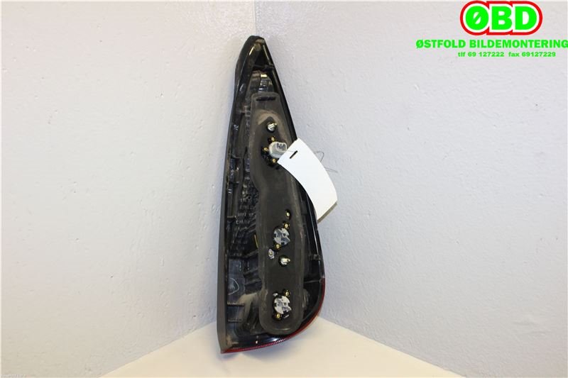 Baklykt venstre til Toyota Yaris Verso 1999-2007  (TOYOTA|8156052331|)