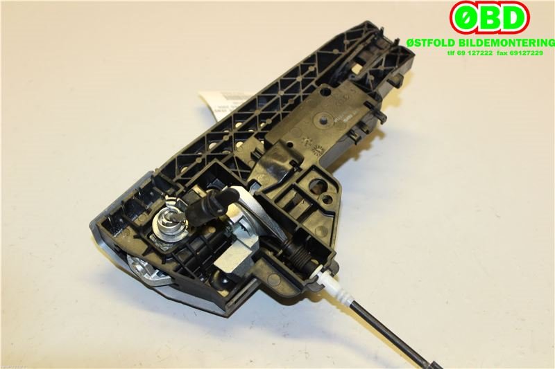 Dørhåndtak utv venstre foran til Audi A4, Allroad 2009-2016 (Type I) (B8) (B8) (AUDI|8T0 837 205 A|)
