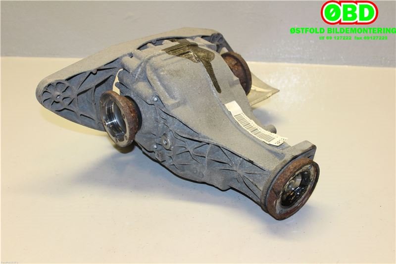 Kardang klokke bak til Audi A4, Allroad 2009-2016 (Type I) (B8) (B8) (AUDI|0BC 500 043 M|)