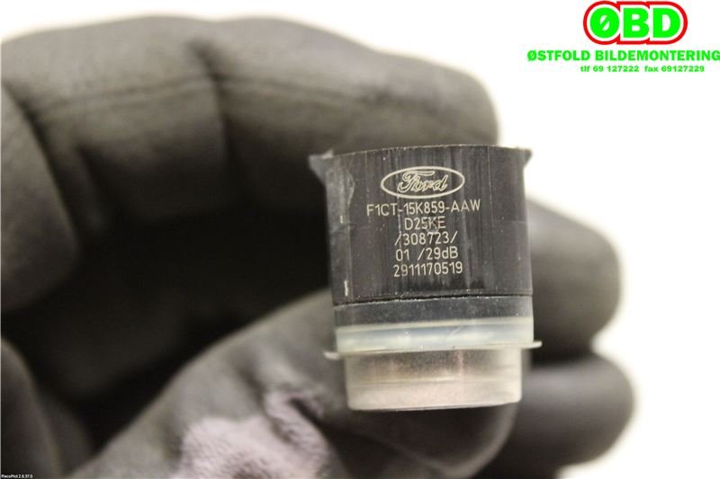 Parkeringssensor foran til Ford Kuga 2013-2019  (FORD|1899718||F1CT15K859AAW)