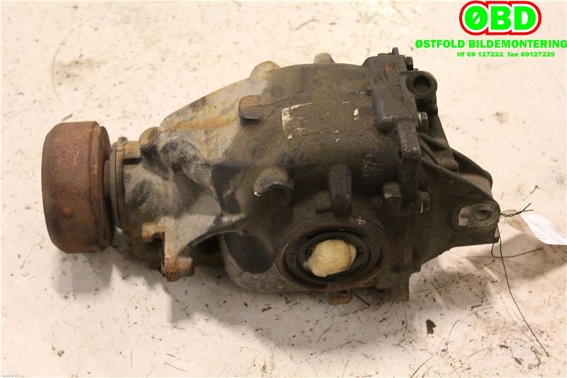 Kardang klokke bak til BMW X3 2007-2010 (Fase 2) (E83) (E83) (BMW|33 10 7 575 382|)