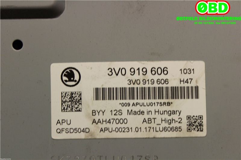 Bilstereo navigasjon til Škoda Superb 2015-->> (Type III) (SKODA|3V0 919 606||3V0919606)