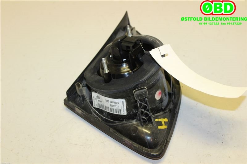 Baklykt høyre indre til VW Golf, Plus/Cross 2009-2013 (Fase 2)  (VOLKSWAGEN|5M0 945 094 S||5M0945094S)