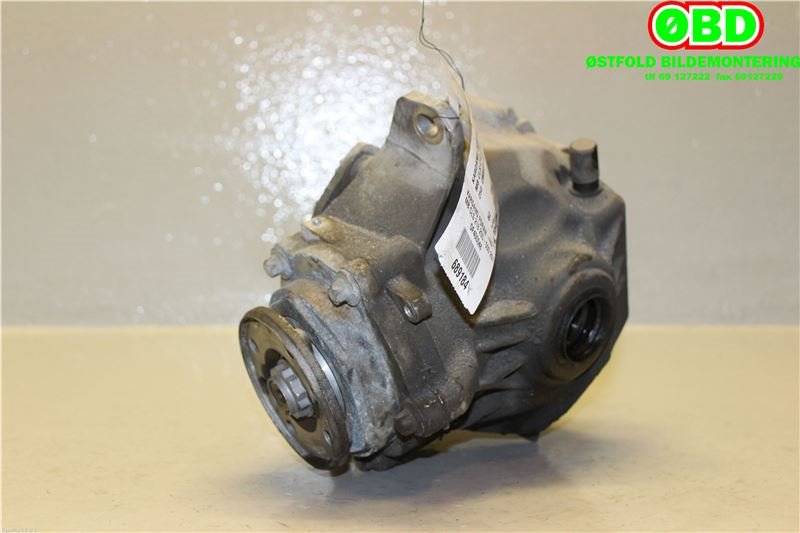 Kardang til Mercedes CLS 2011-2017 (C218) (C218) (MERCEDES|A 221 330 78 01|)