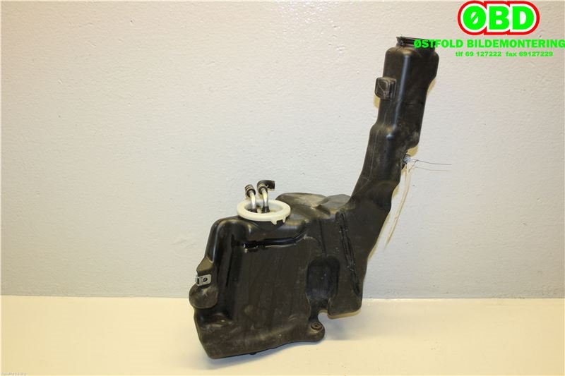 Spylertank til Mercedes E-Klasse 2013-2016 (Fase 2) (W212) (W212) (MERCEDES|A 204 869 14 20||2048601860)