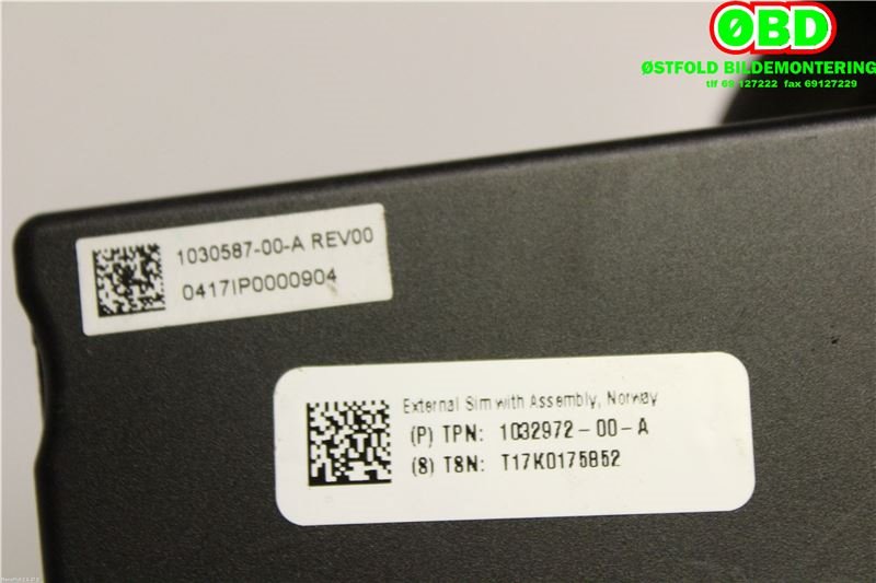Antenne forsterker til Tesla Model S 2016-2021 (Fase 2) (TESLA|103058700A|103297200A)