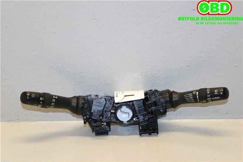 Bryter combi til Toyota Auris 2007-2010 (Type I, Fase 1) (TOYOTA|8465202410|8414002310|)