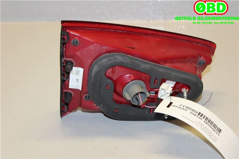 Baklykt høyre indre til Kia Sportage 2010-2016 (Type III)  (KIA|924063W510|)