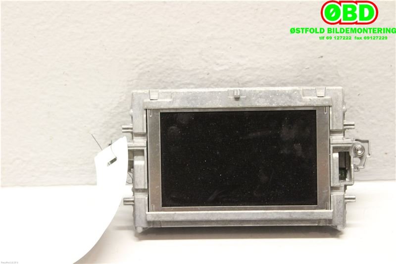 Bilstereo navigasjon til Mercedes E-Klasse 2013-2016 (Fase 2) (W212) (W212) (MERCEDES|A 212 900 97 16|A 212 900 23 16|2129009716)