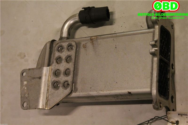EGR-kjøler til VW Transporter / Caravelle 2009-2015 (Fase 2) (T5) (T5) (VOLKSWAGEN|03L 131 512 BM|03L 131 512 DS|)