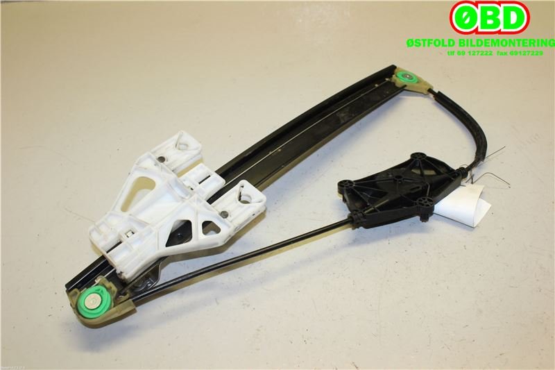 Ruteheis til Audi Q3 2011-2014 (Type I, Fase 1) (AUDI|8U0839462|)
