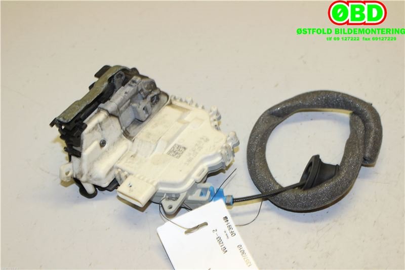 Låsekasse høyre foran til Audi Q3 2011-2014 (Type I, Fase 1)  (AUDI|8J1 837 016 C|8J1 837 016 E|8J1837016C)