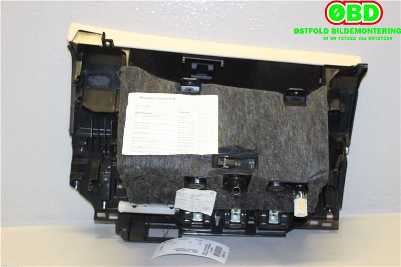Hanskerom til Porsche Panamera 2009-2017 (Type I) (970) (970) (PORSCHE PANAMERA 4S|970 552 204 09|)