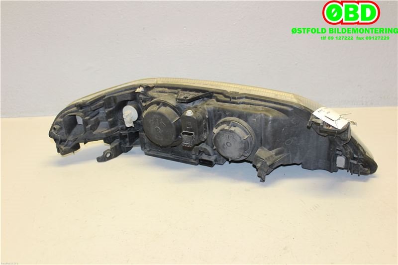 Frontlykt venstre halogen til Renault Laguna 2001-2005 (Type II, Fase 1) (RENAULT|7701048927||8200002845)