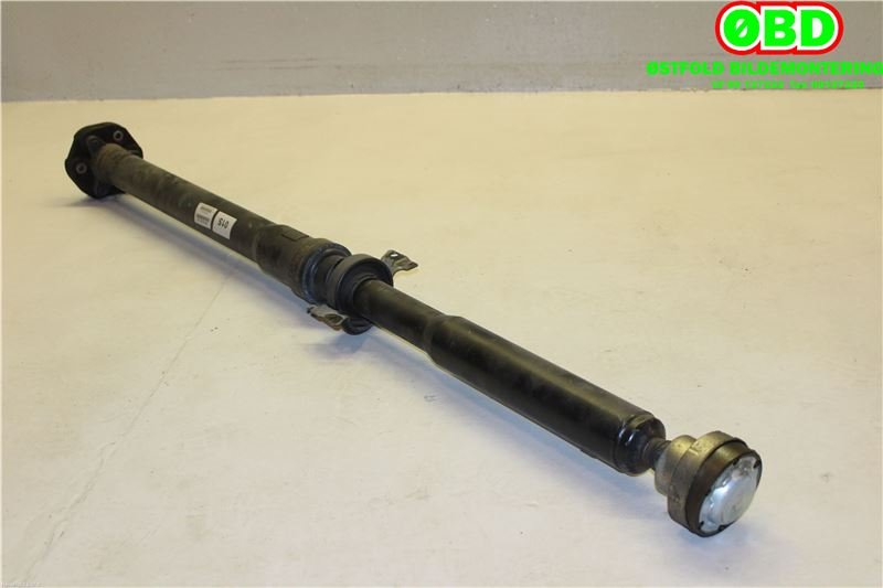 Mellomaksel til Porsche Panamera 2009-2017 (Type I) (970) (970) (PORSCHE PANAMERA 4S|970 421 011 32|970 421 011 33|97042101132)