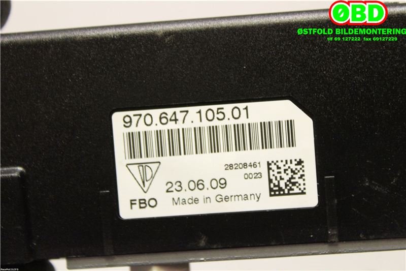 Antenne forsterker til Porsche Panamera 2009-2017 (Type I) (970) (970) (PORSCHE PANAMERA 4S|970 647 105 01|970 647 105 02|97064710501)