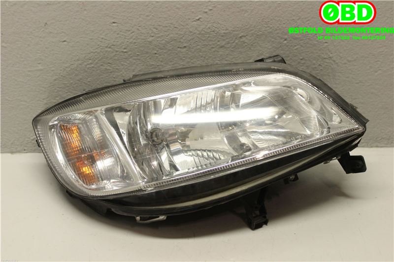 Frontlykt høyre halogen til Opel Zafira A 1999-2005 (OPEL|9118792|1216276|)