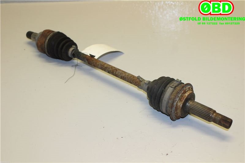 Drivaksel venstre foran til Toyota Yaris 2006-2009 (Type II, Fase 1) (TOYOTA|434200D160|)