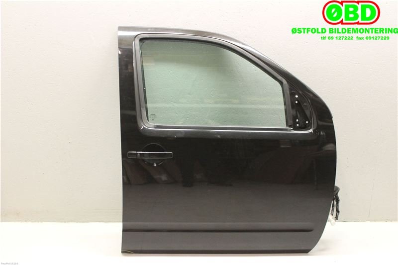 Dør høyre foran til Nissan Pathfinder 2005-2010 (Fase 1) (R51) (R51) (NISSAN|80100EB330|)