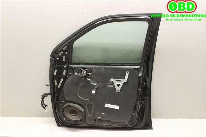 Dør høyre foran til Nissan Pathfinder 2005-2010 (Fase 1) (R51) (R51) (NISSAN|80100EB330|)