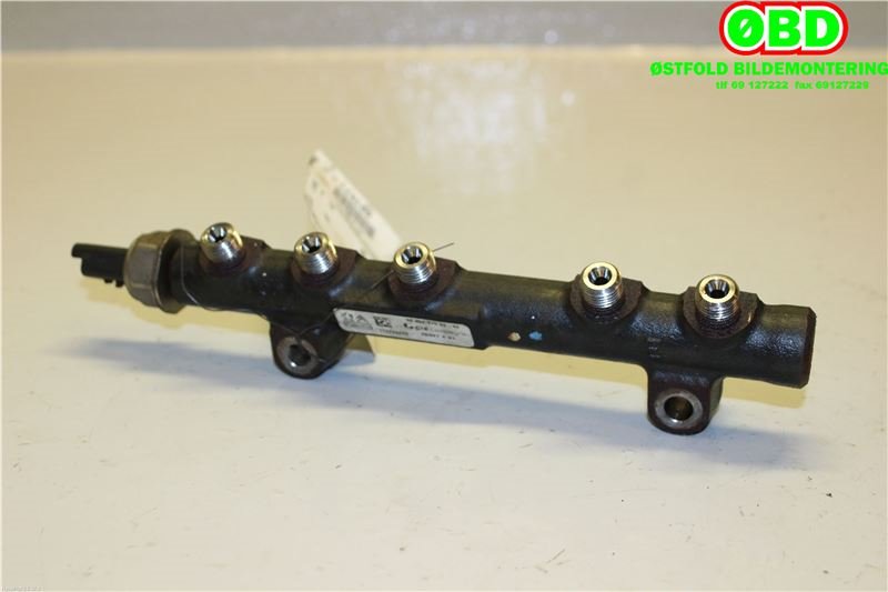 Dyseskinne (fuelrail) til Volvo V50 2007-2012 (Fase 2) (VOLVO|31422169||9685297580)