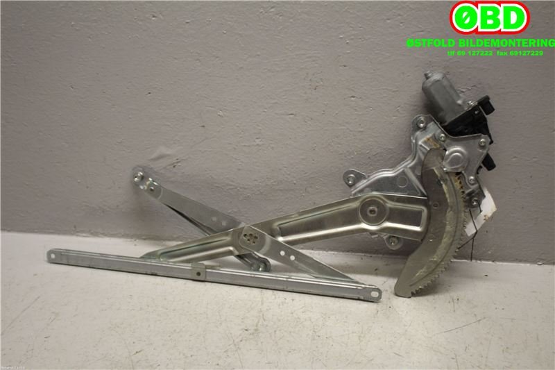 Ruteheis høyre foran til Suzuki SX4 2009-2013 (Type I, Fase 2)  (SUZUKI|83401-79J12|)