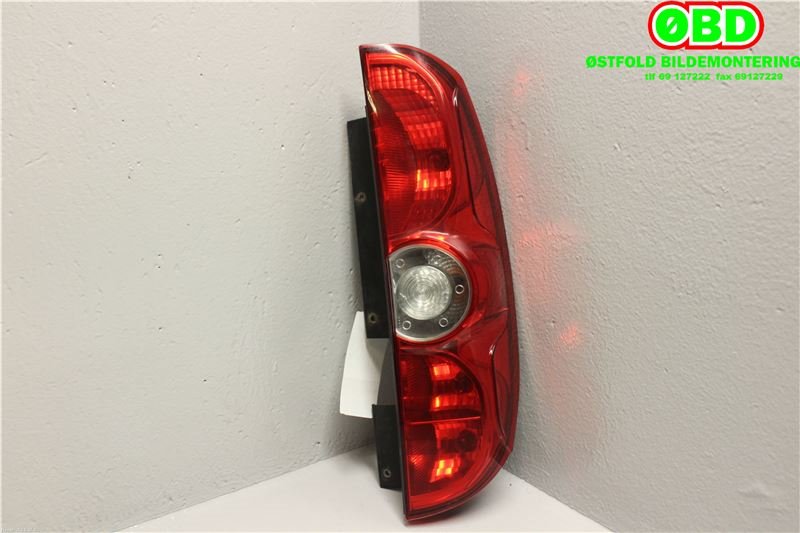 Baklykt høyre til Fiat Doblo 2010-->> (Type II) (FIAT|51810673|)