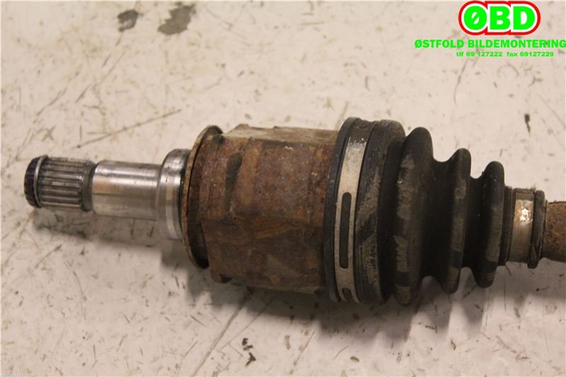 Drivaksel venstre bak til Toyota RAV4 2006-2009 (Type III, Fase 1)  (TOYOTA|4233042050|)