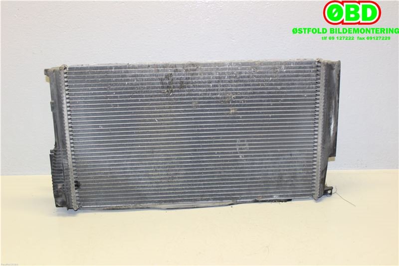 Radiator (manuell gir) til BMW 1-Serie 2011-2015 (Fase 1) (F20/F21) (F20/F21) (BMW|17 11 7 600 511|)
