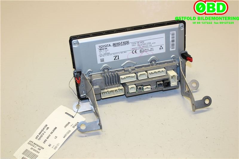 Bilstereo navigasjon til Toyota C-HR 2016-->>  (TOYOTA|86140F4030|)