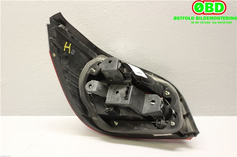 Baklykt høyre til BMW 5-Serie 2003-2010 (E60/E61) (E60/E61) (BMW|63 21 7 165 738||6910768)