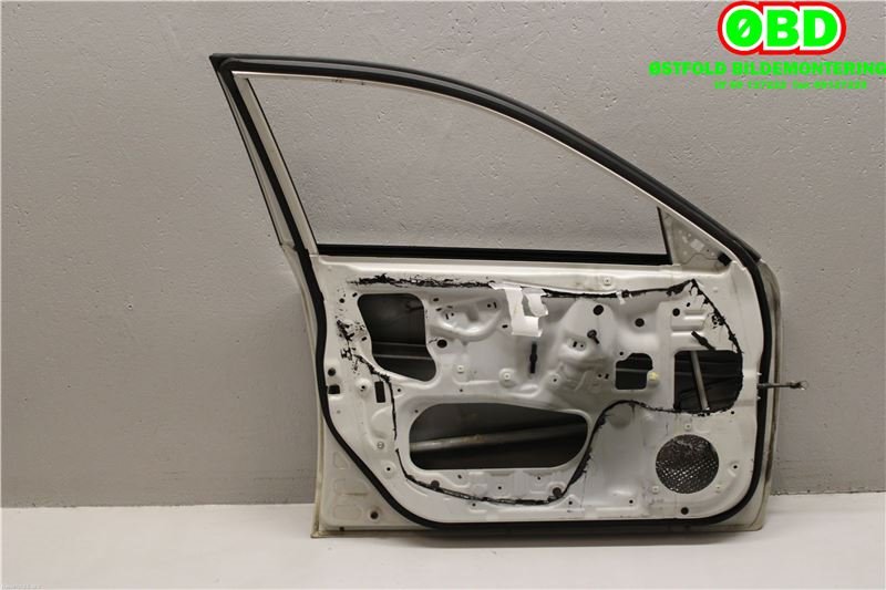 Dør venstre foran til Subaru Impreza 2008-2012 (Type III) (SUBARU|60009FG0339P|)