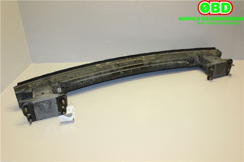 Støtfangerforsterkning bak til Mercedes GLA 2014-2020 (X156) (X156) (MERCEDES|A 117 610 00 14|)